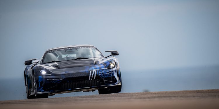 Nick Heidfeld testa o novo Pininfarina Battista! (Vídeo) 30