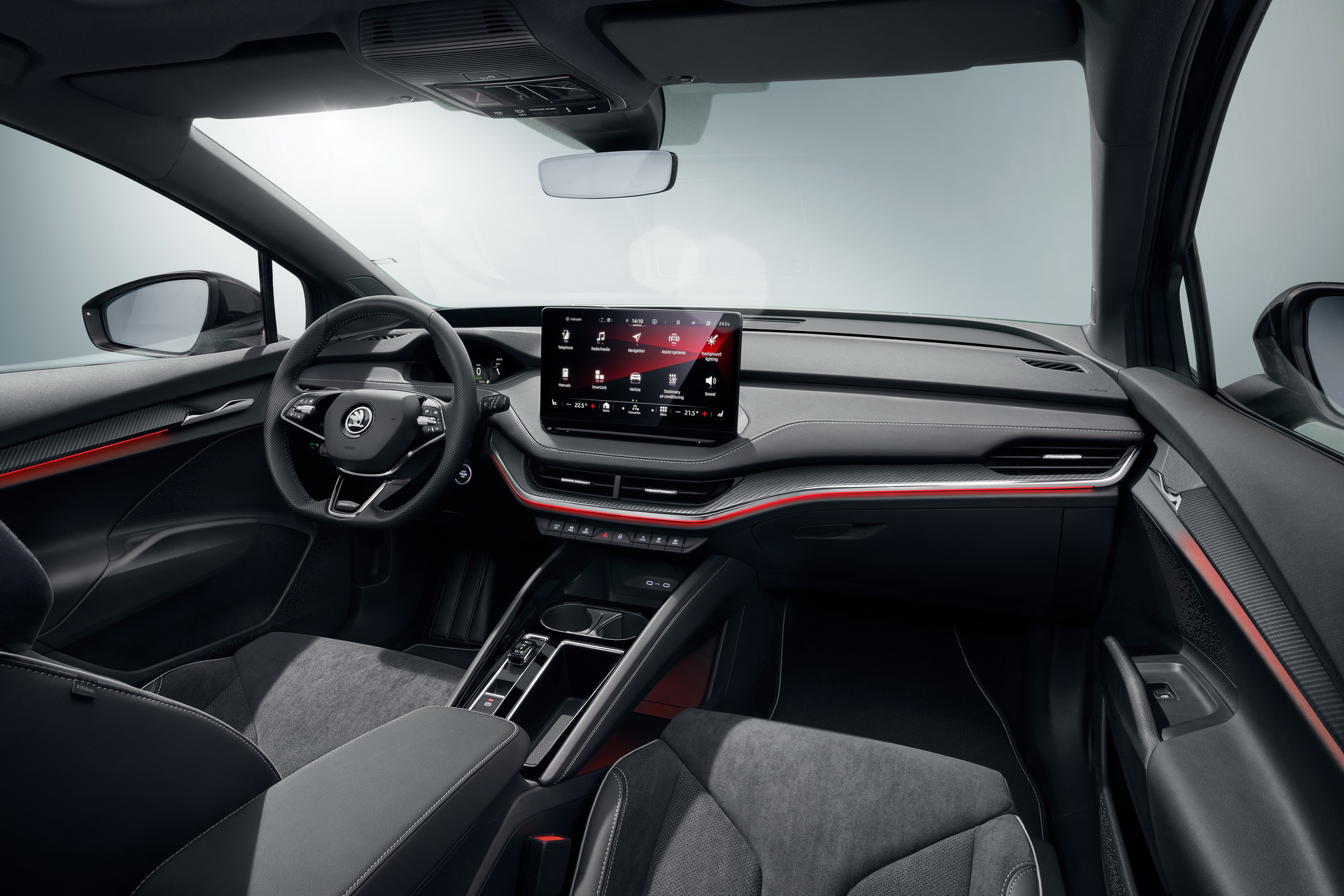 Skoda Enyaq torna-se mais desportivo com versão Sportline! 16