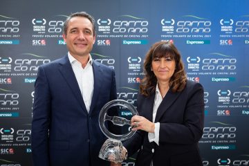 Novo SEAT Leon eleito Carro do Ano 2021 e Híbrido do Ano 13