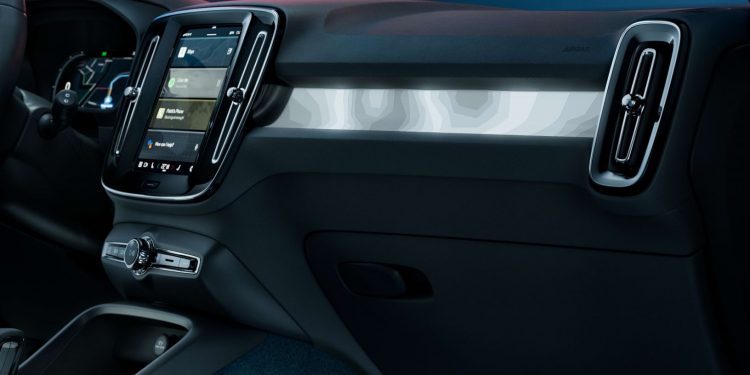 Volvo Cars apresenta novo modelo 100% elétrico Volvo C40 Recharge 19