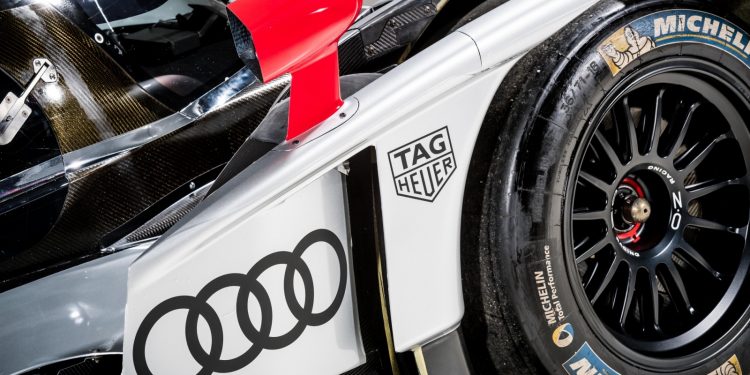 Comprar um Ícone de Le Mans? Este Audi R18 TDI Ultra está para venda! 24