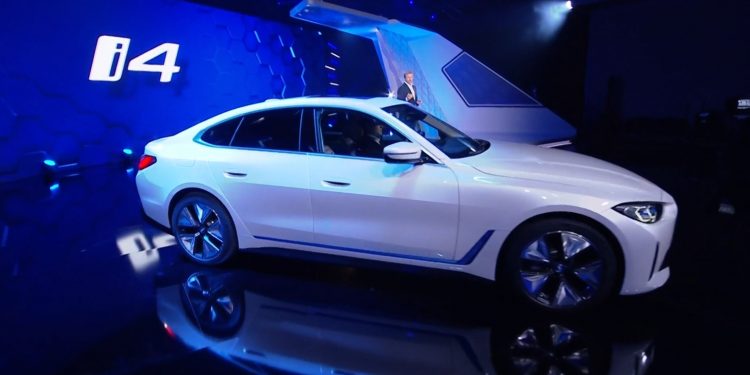 BMW i4 está a chegar com até 530cv e 590km de autonomia! 23