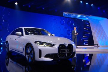 BMW i4 está a chegar com até 530cv e 590km de autonomia! 17