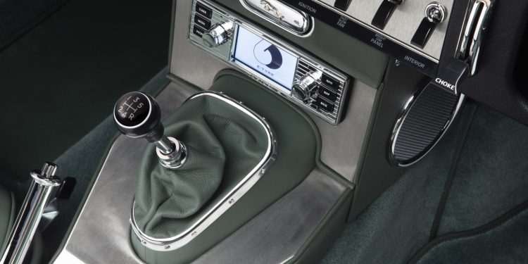 Jaguar Classic apresenta dois Jaguar E-TYPE 60 Collection Edition totalmente restaurados! 20