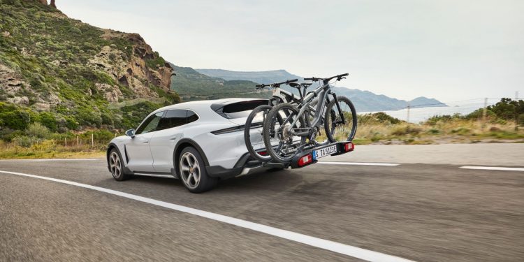Porsche Taycan Cross Turismo vai ser lançado no verão com preços a partir de 97.582 euros 16