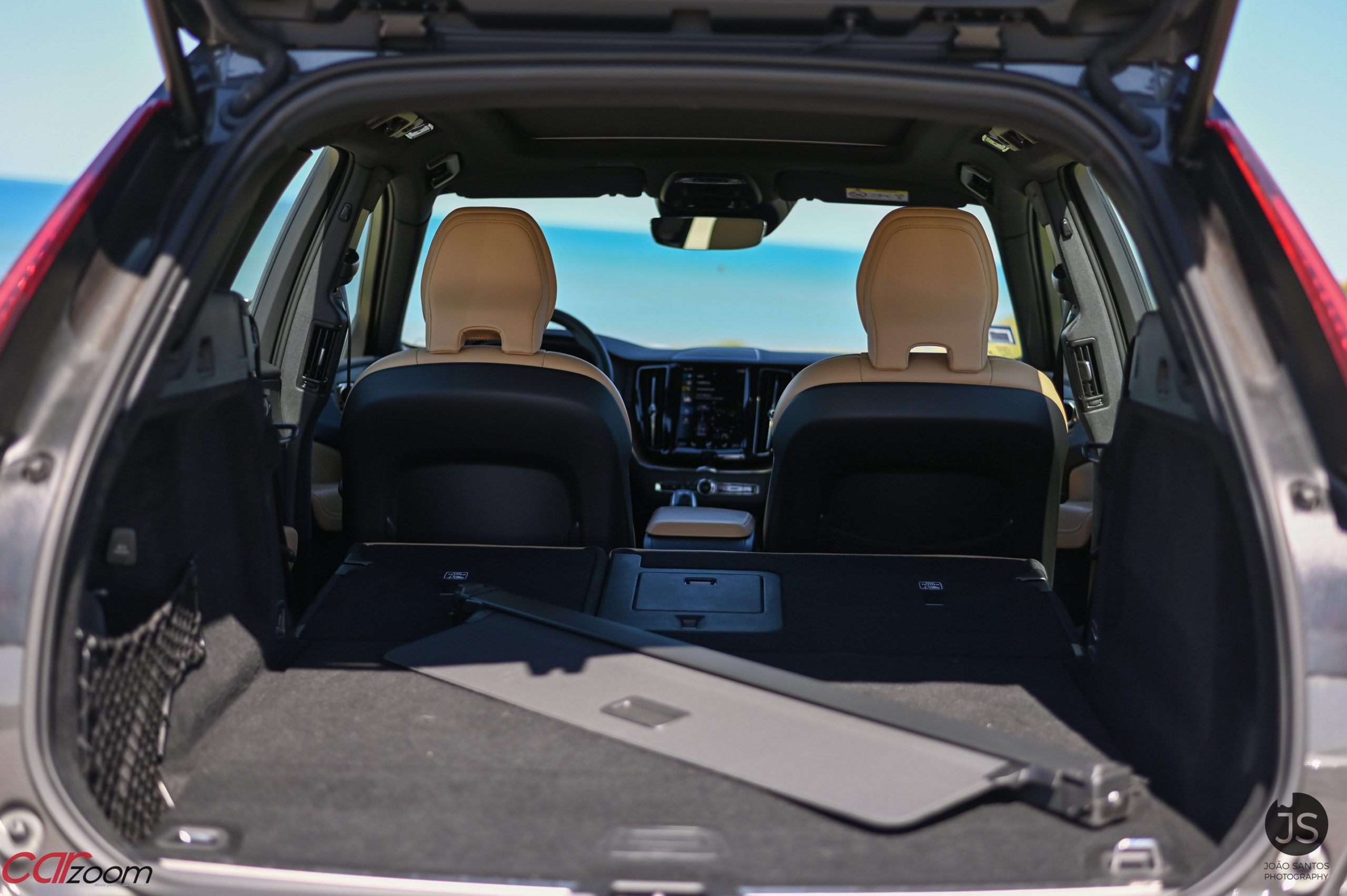 Volvo XC60 T6 Plug-In Hybrid: Melodia da vida! 31