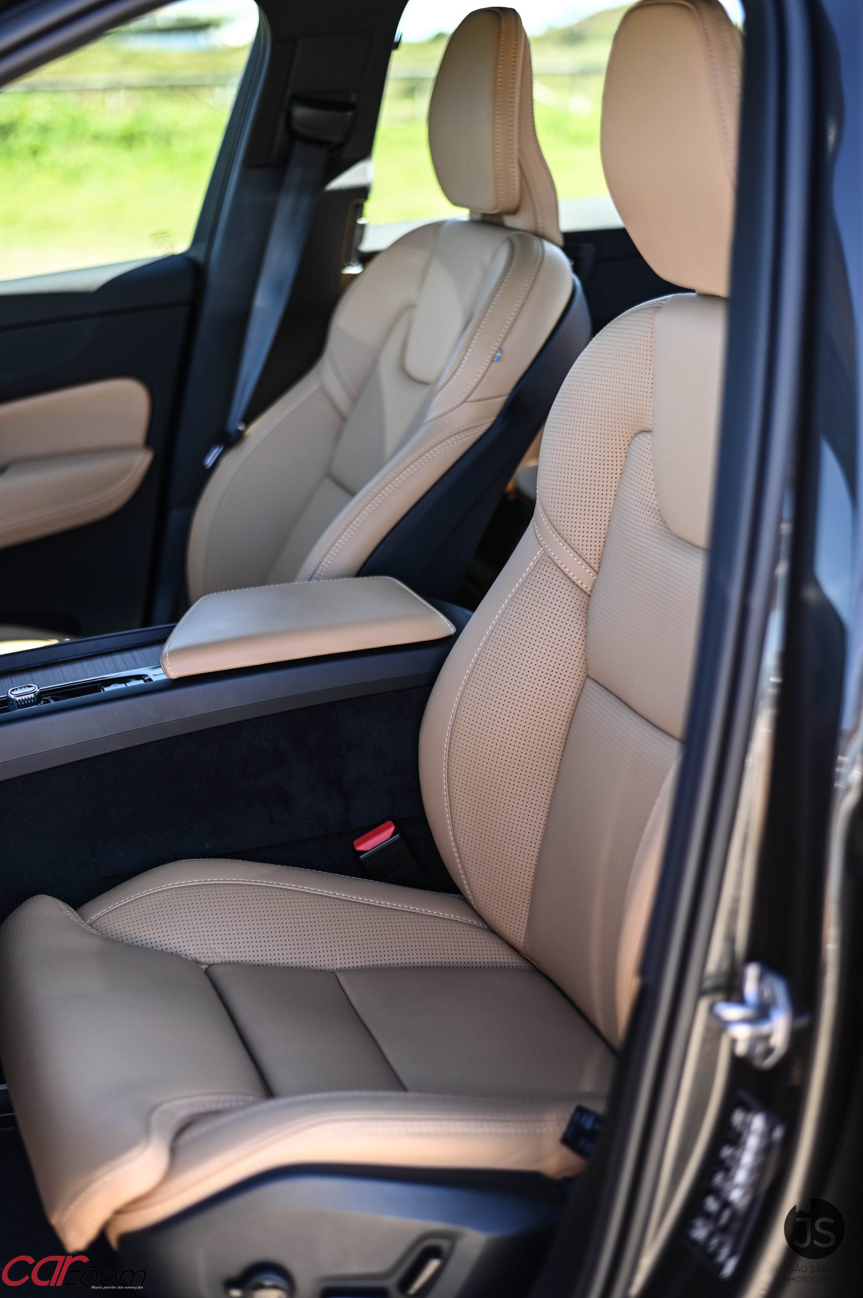 Volvo XC60 T6 Plug-In Hybrid: Melodia da vida! 34