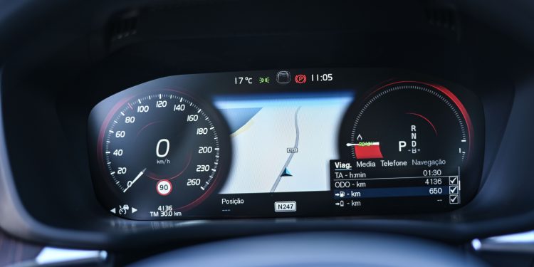 Volvo XC60 T6 Plug-In Hybrid: Melodia da vida! 42