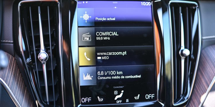 Volvo XC60 T6 Plug-In Hybrid: Melodia da vida! 54