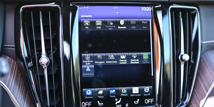 Volvo XC60 T6 Plug-In Hybrid: Melodia da vida! 53