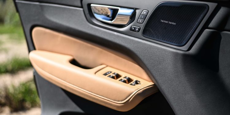 Volvo XC60 T6 Plug-In Hybrid: Melodia da vida! 51
