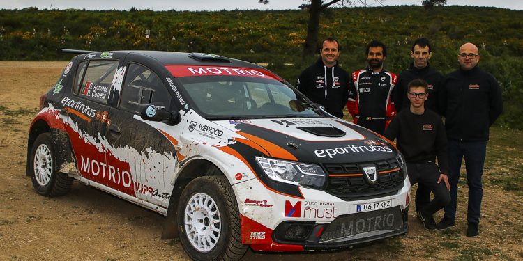 Gil Antunes presente no Rali Vieira do Minho 15