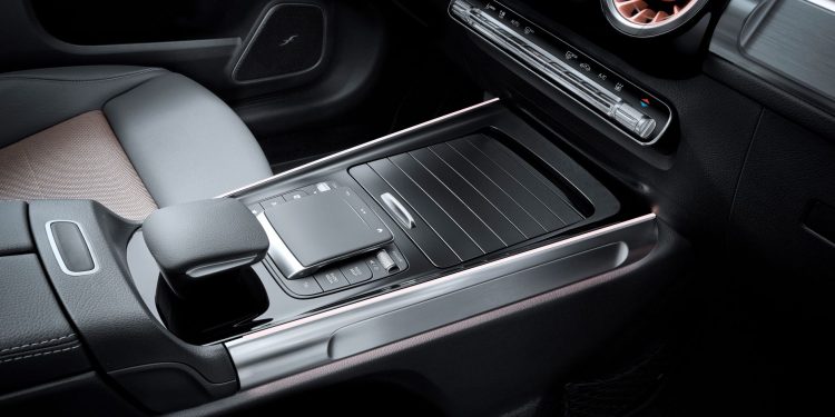 Mercedes-Benz EQB o novo SUV compacto totalmente elétrico com até sete lugares (vídeo) 24