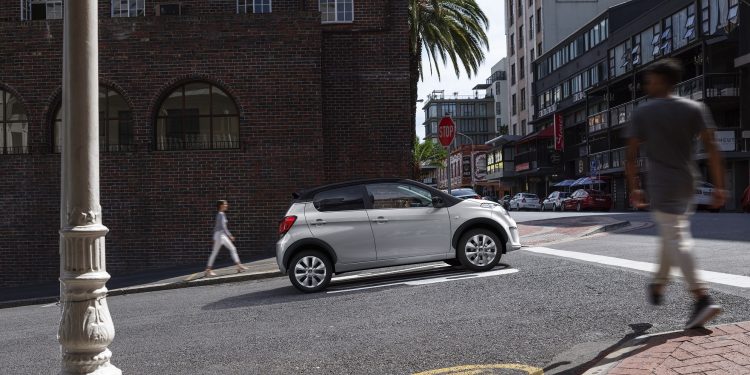 Citroën C1 Millenium nova série especial 16