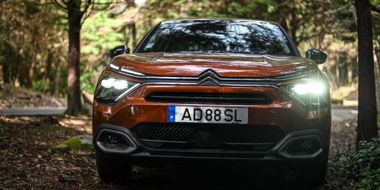 Citroen C4 1.2 Puretech Shine Pack: A vida num mar de rosas! 54