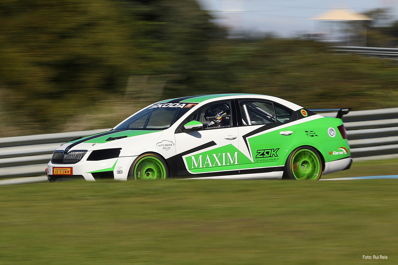 Campeonato de Portugal de Velocidade by Sport TV recebe vários Skoda Octavia 2.0 Turbo DSG 15