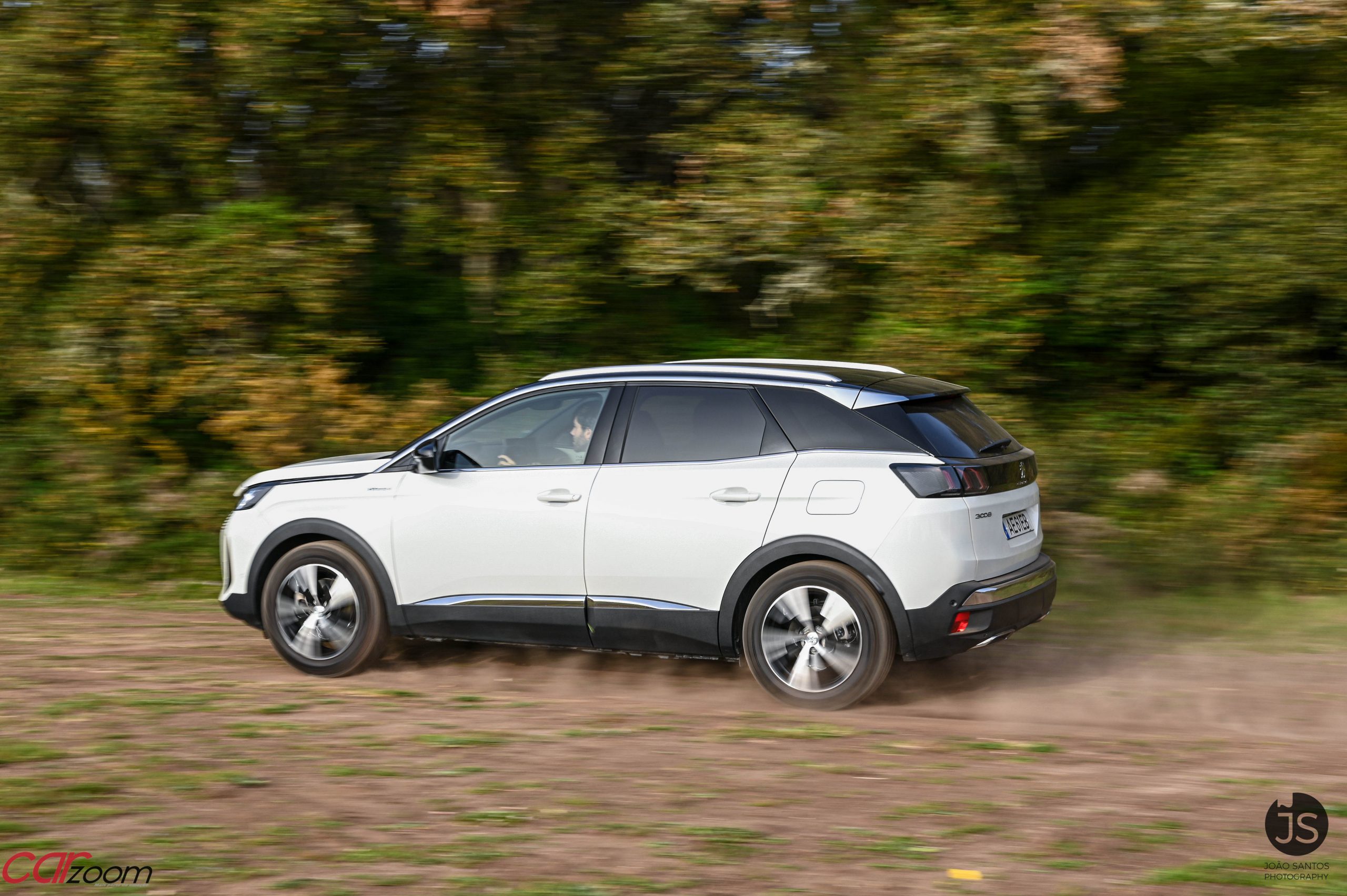 Peugeot 3008 GT Hybrid4: Leão endiabrado! 26 Peugeot 3008 GT Hybrid4: Leão endiabrado! 26