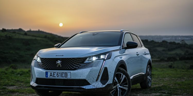 Peugeot 3008 GT Hybrid4: Leão endiabrado! 37 Peugeot 3008 GT Hybrid4: Leão endiabrado! 37