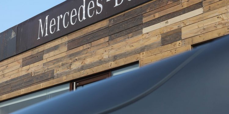 Novo Mercedes-EQ Lounge o edificio com forte ligação ao Oceano 17