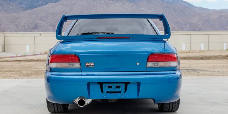 Este Subaru Impreza 22B STi está à venda! 18