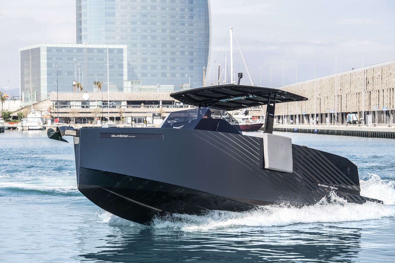 CUPRA leva o seu ADN de alto desempenho para o mar com o De Antonio Yachts D28 Formentor (vídeo) 16
