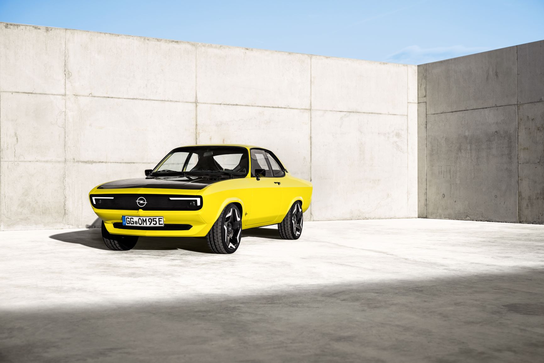 O primeiro ElektroMOD da Opel: o Manta está de volta! (vídeo) 18