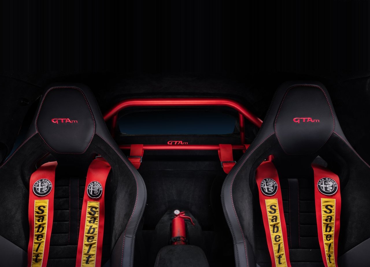 Giulia GTA: uma lenda sai à rua 27