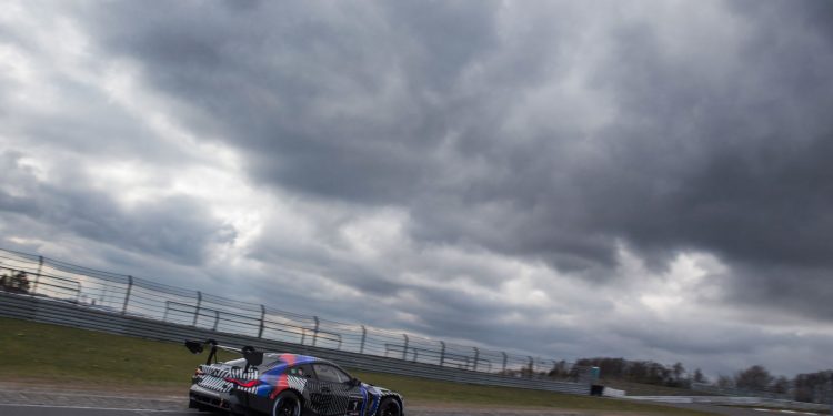 BMW M4 GT3 Ataca Nurburgring pela primeira vez! 19