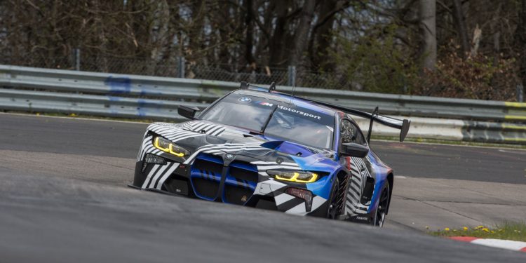 BMW M4 GT3 Ataca Nurburgring pela primeira vez! 17