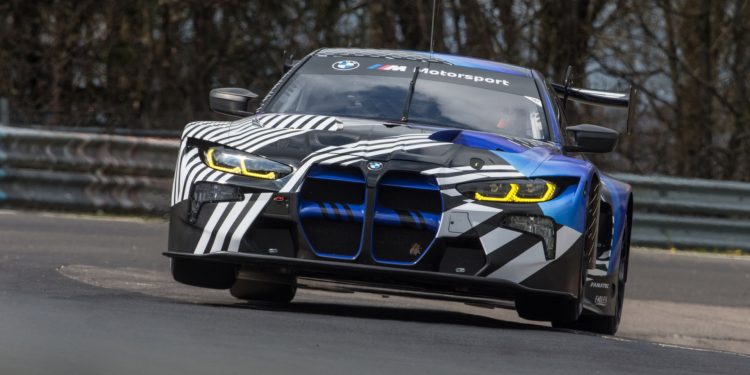 BMW M4 GT3 Ataca Nurburgring pela primeira vez! 18