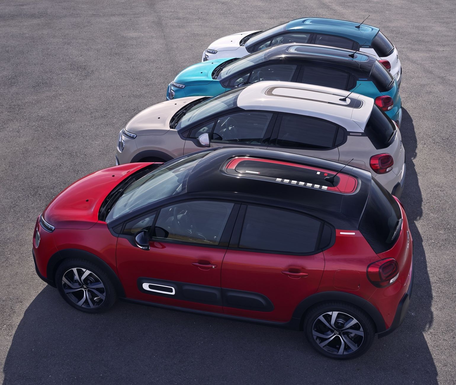 Terceira geração do Citroën C3 atinge 1 milhão de unidades produzidas 15