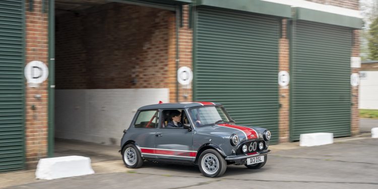 DBA MINI Oselli Edition: Exclusividade para quem gosta de guiar! (vídeo) 35