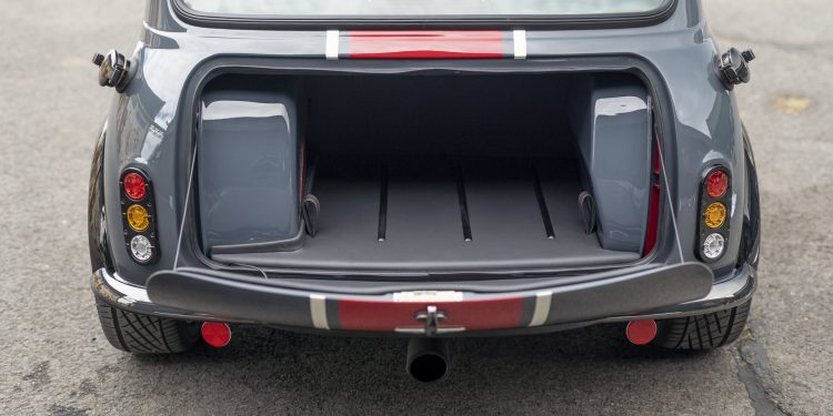 DBA MINI Oselli Edition: Exclusividade para quem gosta de guiar! (vídeo) 32
