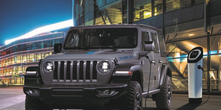 Marca Jeep® celebra 80 Anos na construção de um presente e um futuro elétricos 23