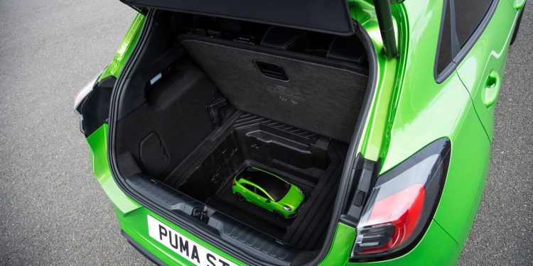 Ford Puma ST Posto À Prova Em Corrida “David Vs Golias” Com Modelo Telecomandado (vídeo) 20