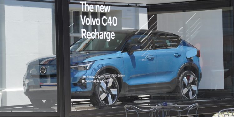 Primeiro modelo 100% elétrico da Volvo já chegou a Portugal e nós já conduzimos! 27