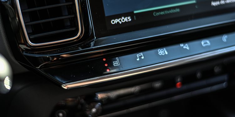 Citroën C5 Aircross Plug-in Hybrid: Um Grande Híbrido! 44