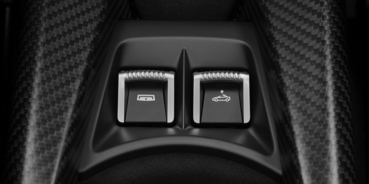 Mclaren revela o novo Mclaren 765LT Spider! 48