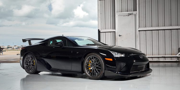 Lexus LFA Nurburgring Edition pode ultrapassar os 900.000€ em leilão! 30 Lexus LFA Nurburgring Edition pode ultrapassar os 900.000€ em leilão! 30