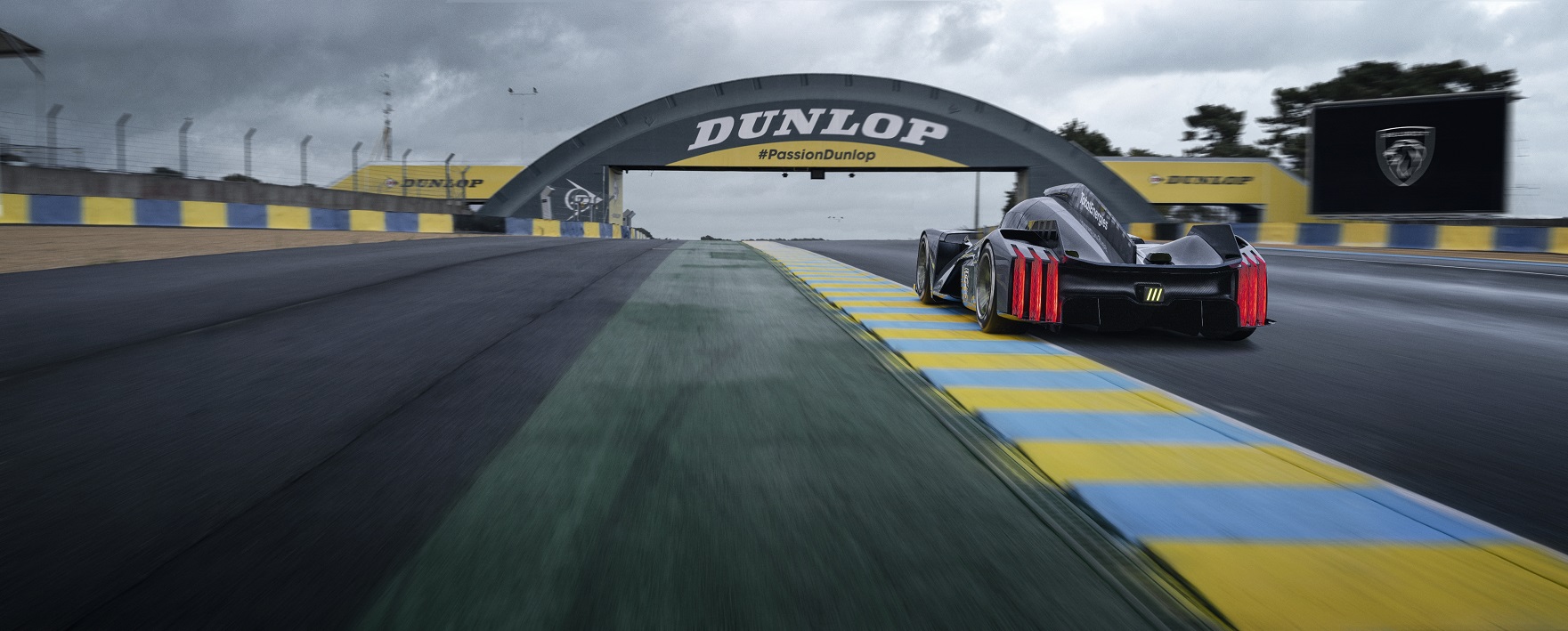 Do PEUGEOT 905 de 1991 ao PEUGEOT 9X8 de 2021: 30 anos de inovações e performances excecionais 18