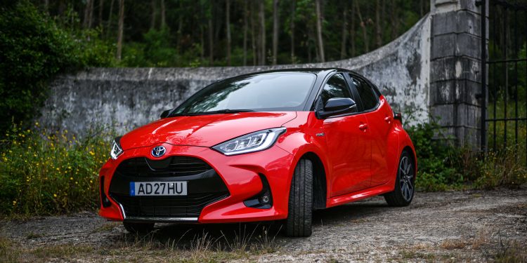 TOYOTA YARIS PREMIER EDITION 1.5 Hybrid: Um híbrido com alma! 49