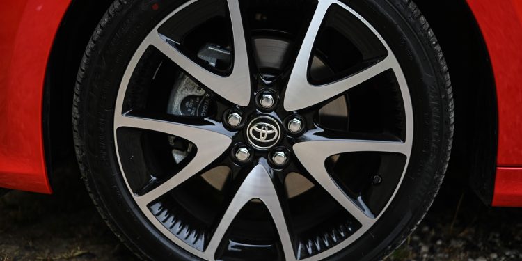 TOYOTA YARIS PREMIER EDITION 1.5 Hybrid: Um híbrido com alma! 38