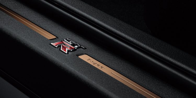 Novas versões do Nissan GT-R reveladas no Japão!(vídeo) 43