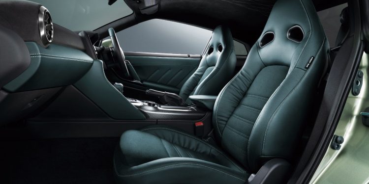 Novas versões do Nissan GT-R reveladas no Japão!(vídeo) 40