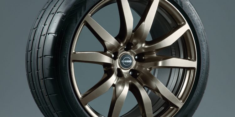 Novas versões do Nissan GT-R reveladas no Japão!(vídeo) 29