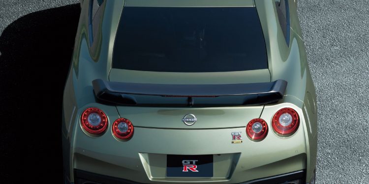 Novas versões do Nissan GT-R reveladas no Japão!(vídeo) 50