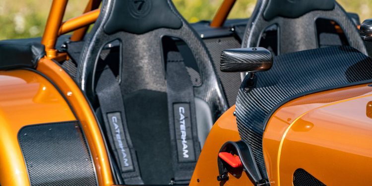 Caterham constrói Seven 170 a 137 metros de altitude! 22