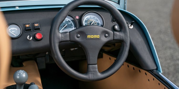 Caterham constrói Seven 170 a 137 metros de altitude! 19