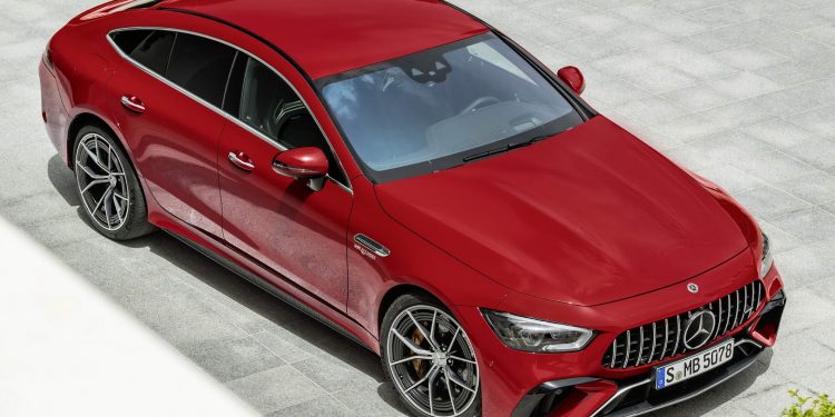 Lançamento mundial do primeiro híbrido desportivo da Mercedes-AMG 22