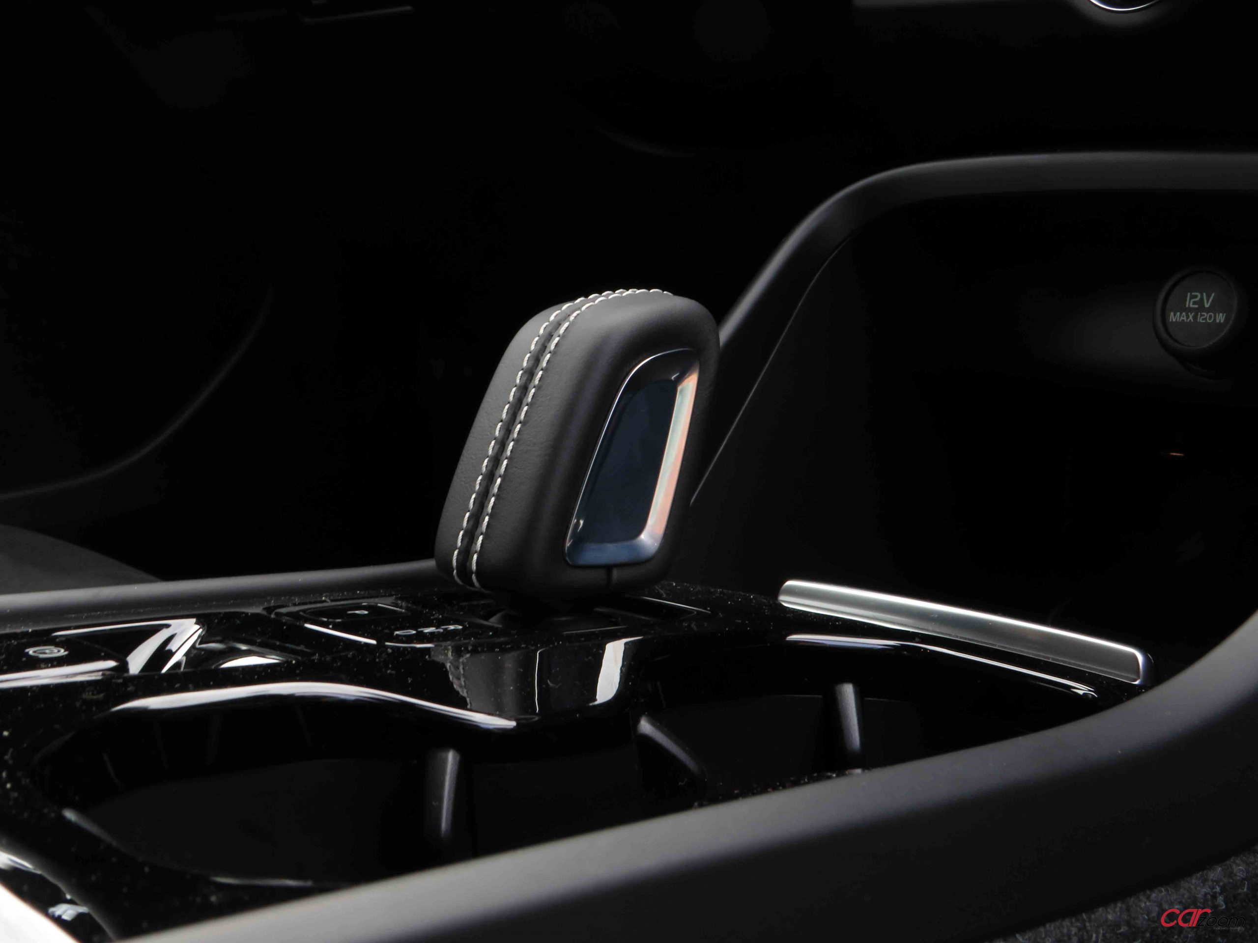 VOLVO XC40 T4 RECHARGE R-DESIGN: Ideal para cada ocasião! 29